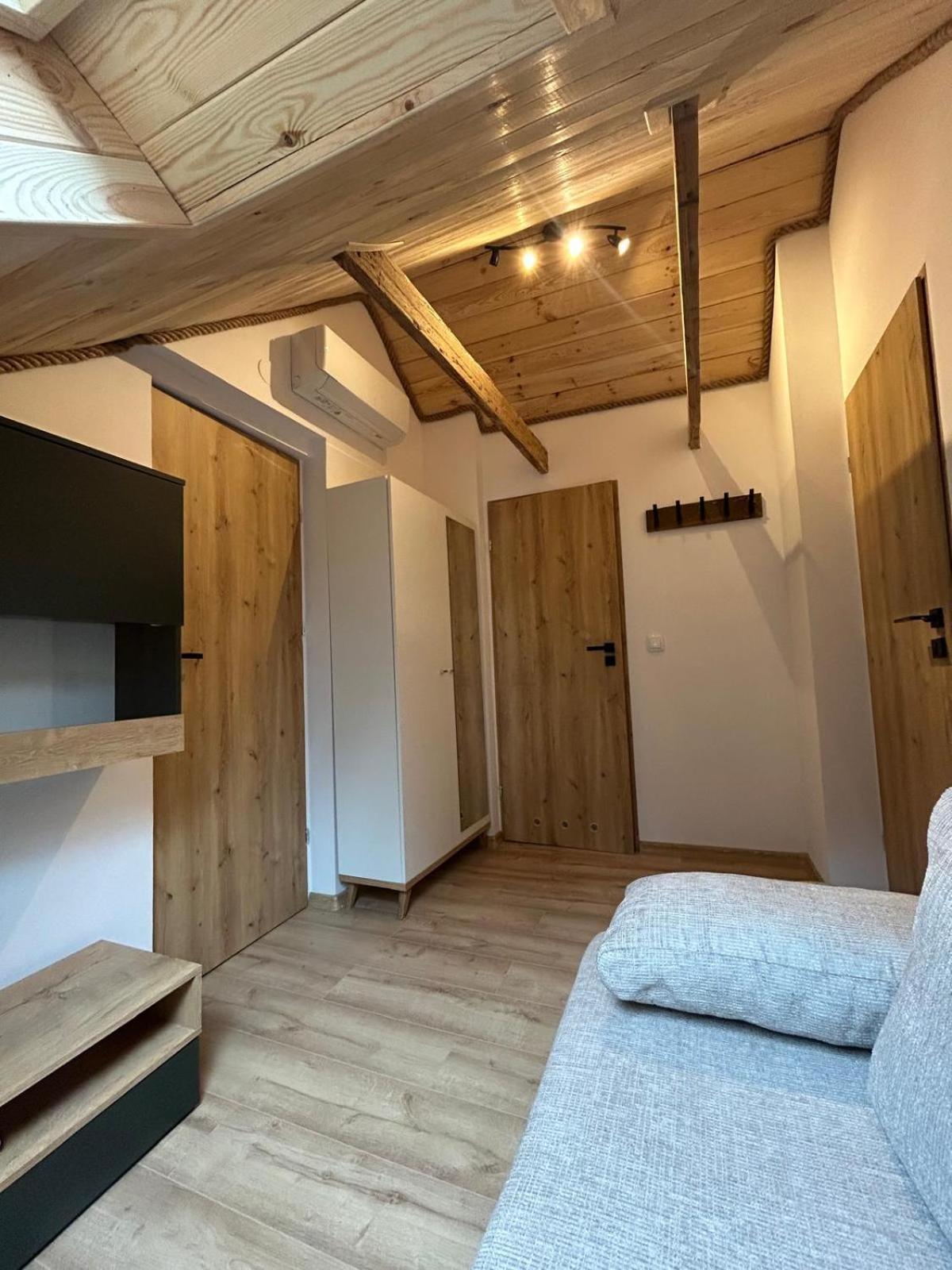 Poloninka Hotel Ustrzyki Gorne Luaran gambar